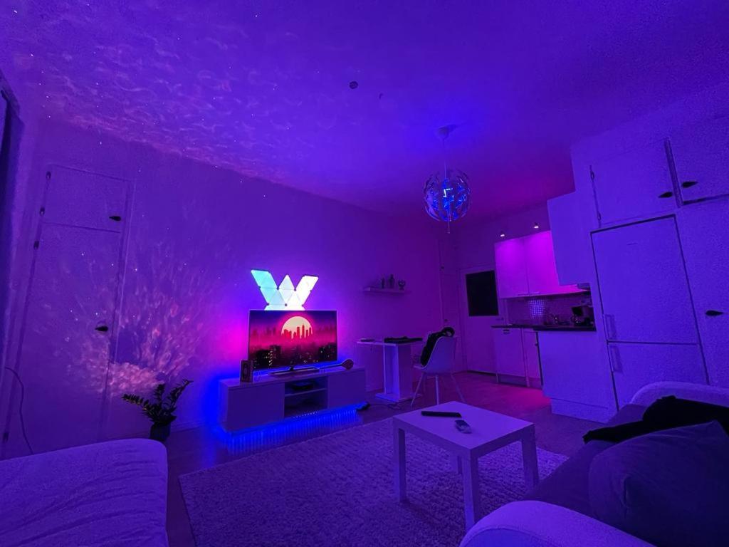 Smart 32m2 In A Location - Kallio Helsinki